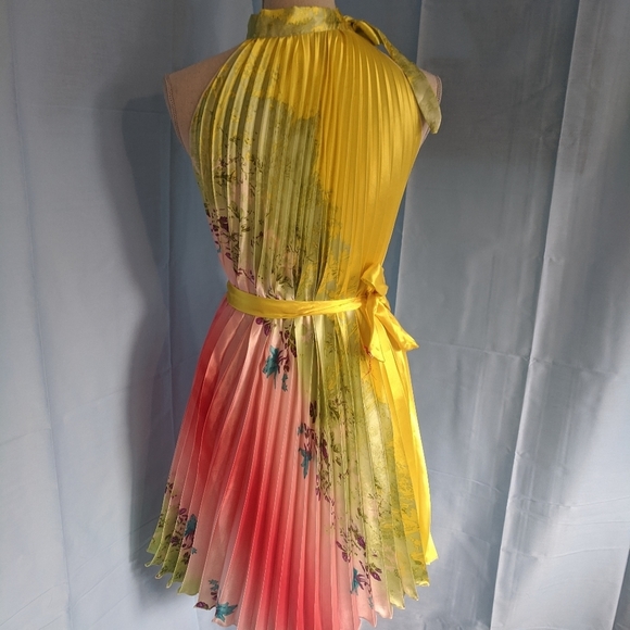 Multi colored summer dress - Picture 8 of 8